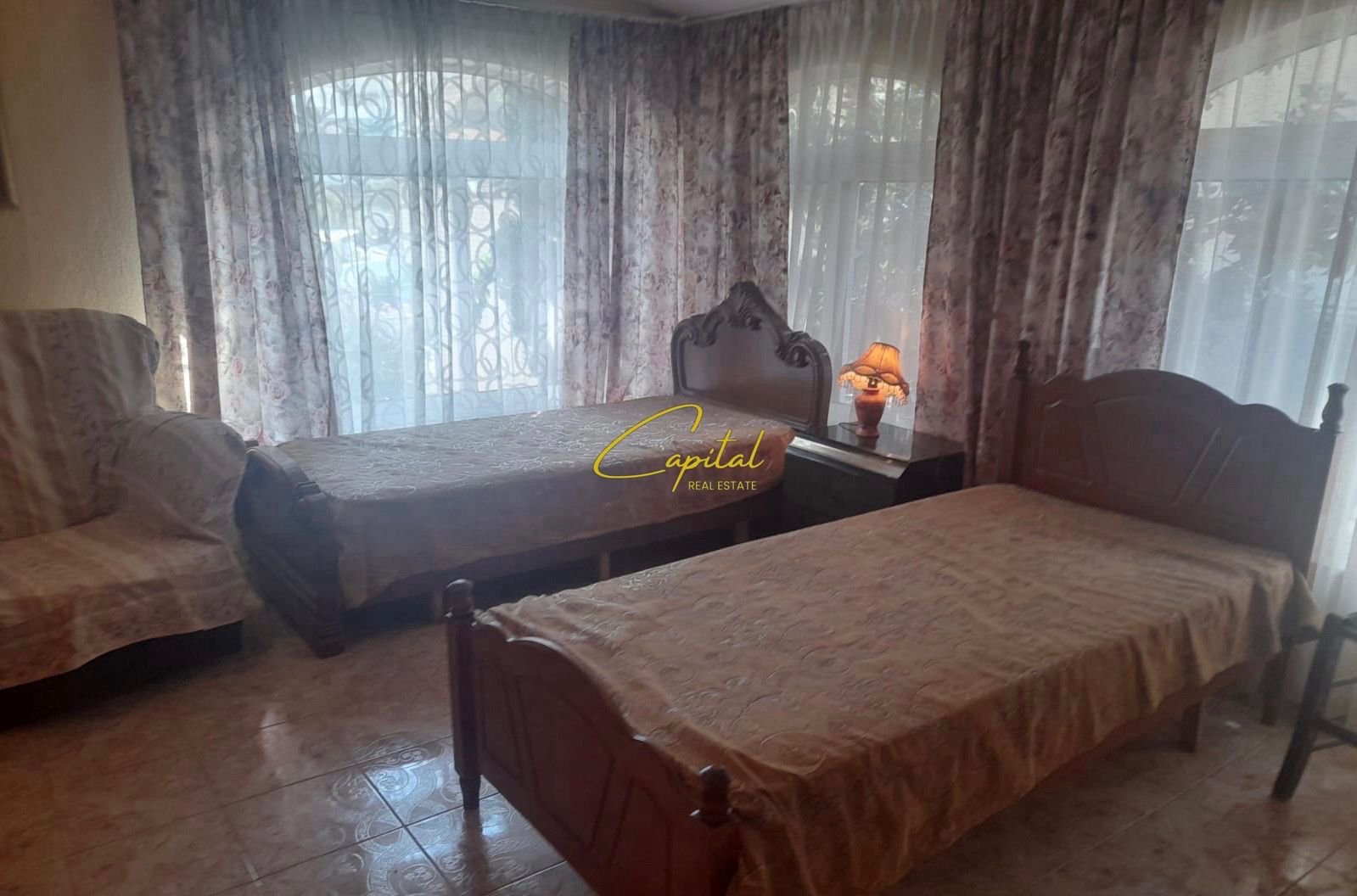 APARTAMENT ME QERA 2+1 KRISTAL CENTER 60.000 LEKE