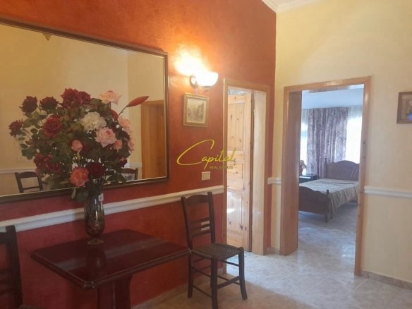 APARTAMENT ME QERA 2+1 KRISTAL CENTER 60.000 LEKE