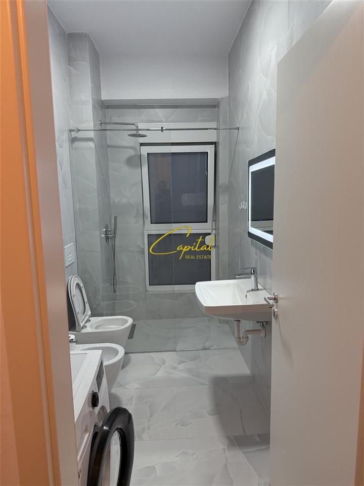 APARTAMENT ME QERA 1+1 KOMPLEKSI KAIMI 500 EURO