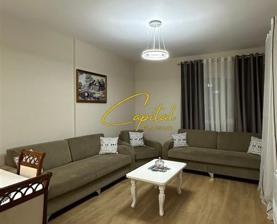 APARTAMENT ME QERA 1+1 RRUGA 5 MAJI 60.000 LEKE