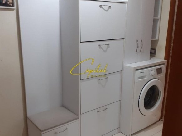 APARTAMENT ME QERA 1+1 KINOSTUDIO 40.000 LEKE