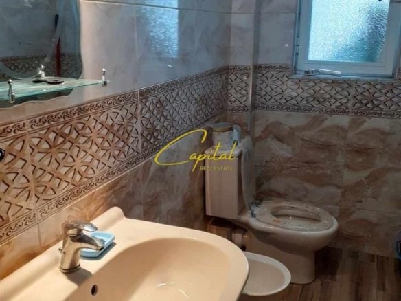 APARTAMENT ME QERA 1+1 KINOSTUDIO 40.000 LEKE
