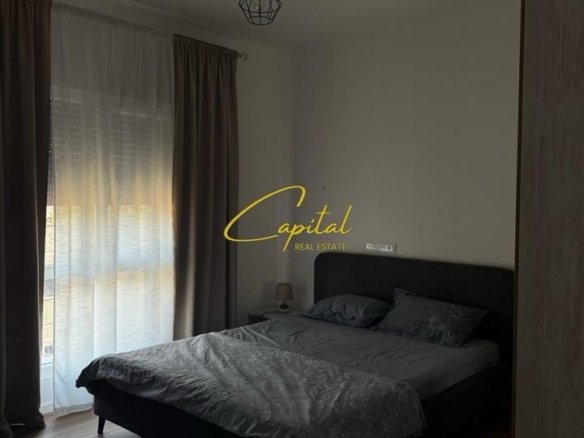 APARTAMENT ME QERA 1+1 XHAMLLIKU 55.000 LEKE