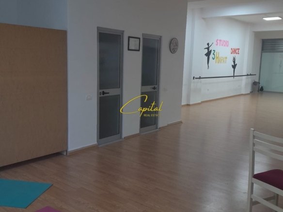 AMBIENT BIZNESI ME QERA 110 M2 YZBERISHT 60.000 LEKE