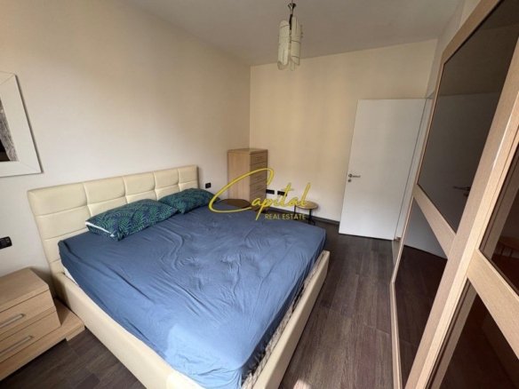 APARTAMENT ME QERA 2+1 ISH TREGU ELEKTIRK 600 EURO