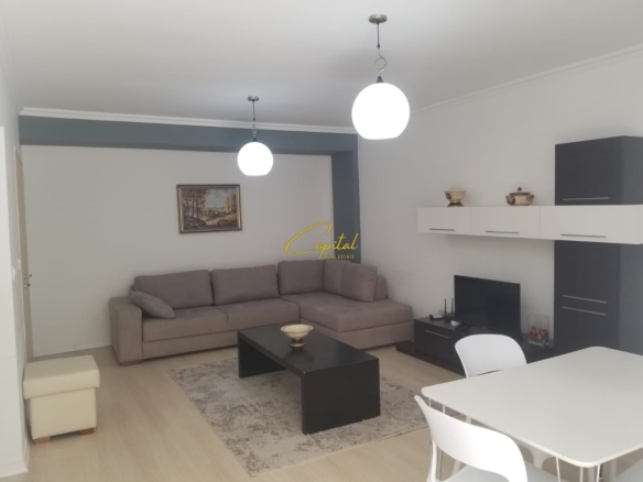 APARTAMENT ME QERA 2+1 ISH BLLOKU 800 EURO