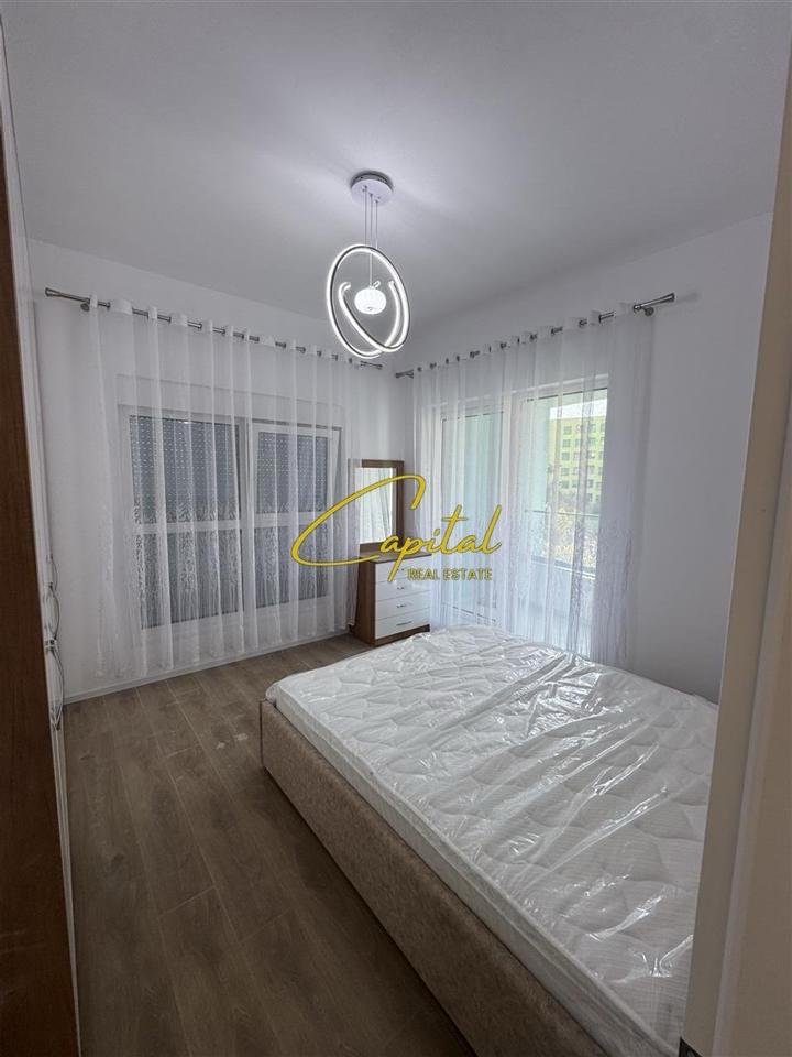 APARTAMENT ME QERA 1+1 ALI DEMI 50.000 LEKE