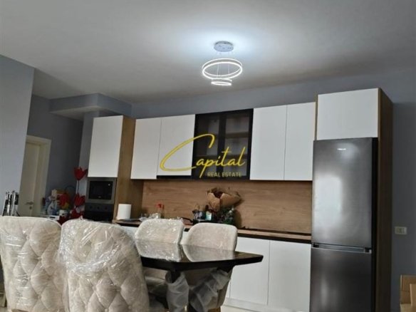 SHITET APARTAMENT 1+1 FRESKU 110.000 EURO