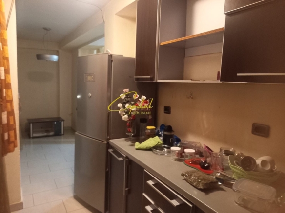 APARTAMENT ME QERA 2+1 21 DHJETORI 550 EURO