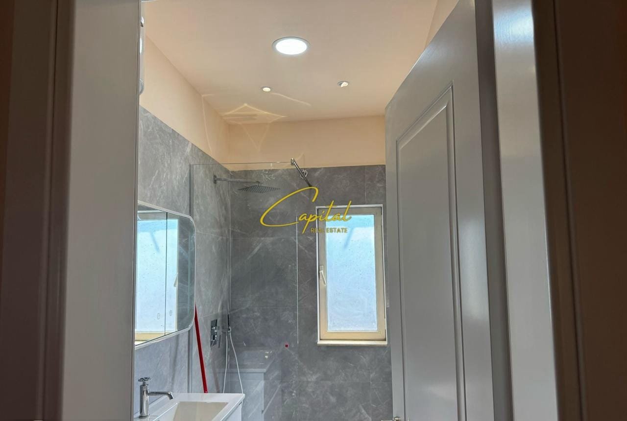 APARTAMENT ME QERA 1+1 RRUGA E DIBRES 60.000 LEKE