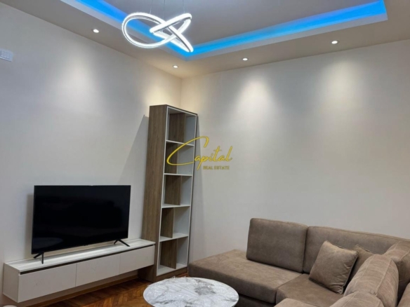 APARTAMENT ME QERA 1+1 RRUGA E DIBRES 60.000 LEKE