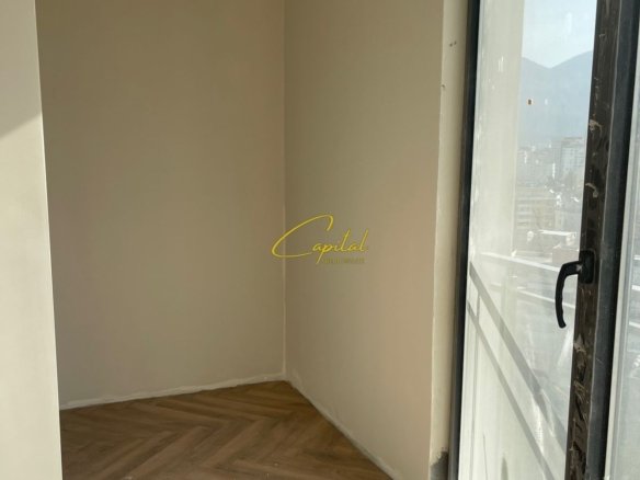 APARTAMENT ME QERA 2+1 REZIDENCA GOLDEN TOWER 800 EURO