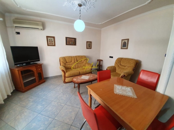 APARTAMENT ME QERA 1+1 MYSLYM SHYRI 60.000 LEKE