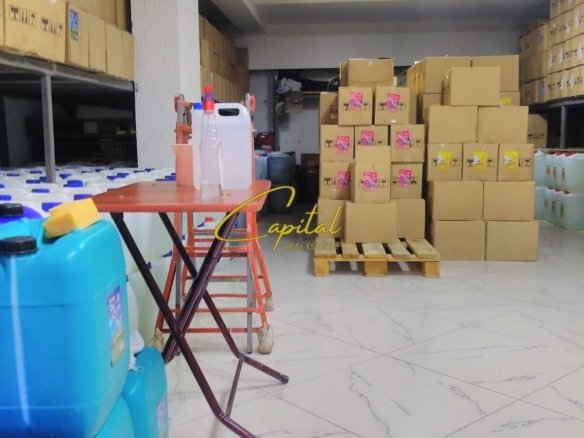AMBIENT BIZNESI ME QERA 80 M2 SELITE 550 EURO