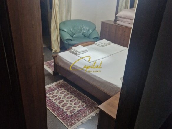 APARTAMENT ME QERA 2+1 BULEVARDI I RI 500 EURO