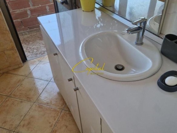 APARTAMENT ME QERA 2+1 BULEVARDI I RI 500 EURO