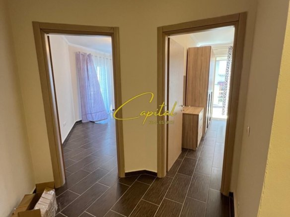 APARTAMENT ME QERA 2+1+2 YZBERISHT 450 EURO