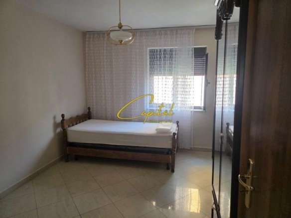 APARTAMENT ME QERA 2+1 RRUGA SIRI KODRA 60.000 LEKE