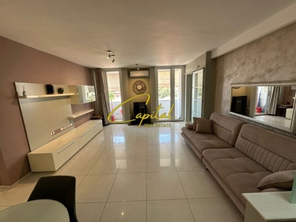 APARTAMENT ME QERA 3+1 PAZARI I RI 750 EURO