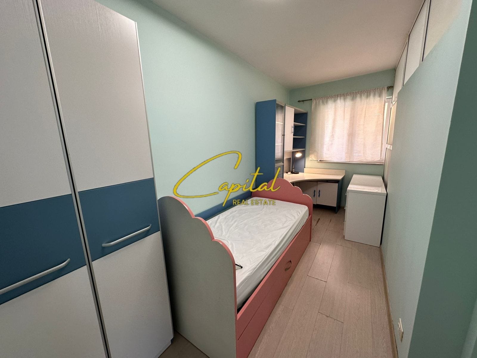 APARTAMENT ME QERA 3+1 PAZARI I RI 750 EURO