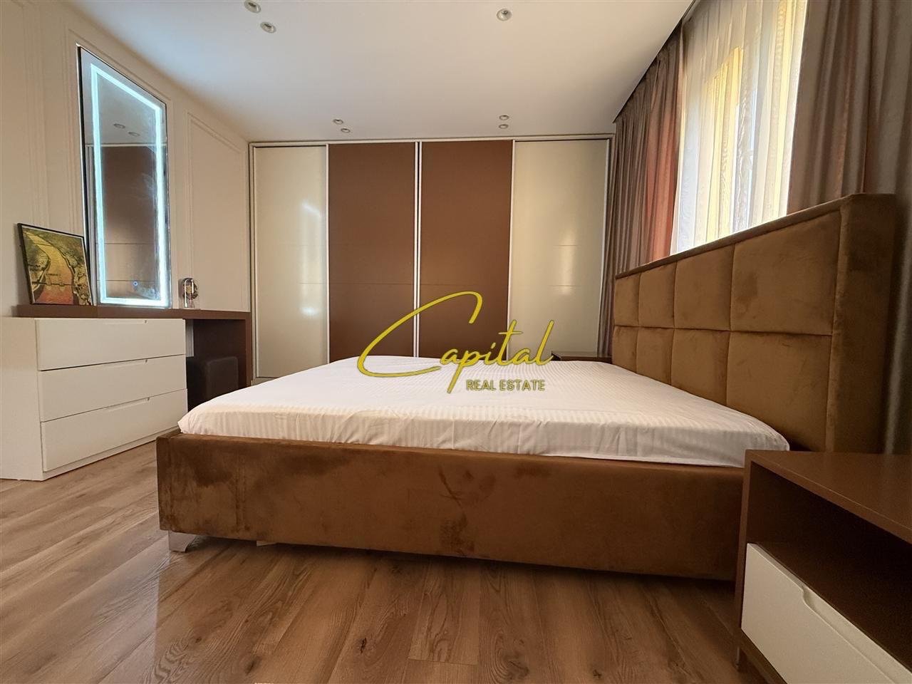 APARTAMENT ME QERA 2+1 KOMPLEKSI MALAJZIANIT 800 EURO