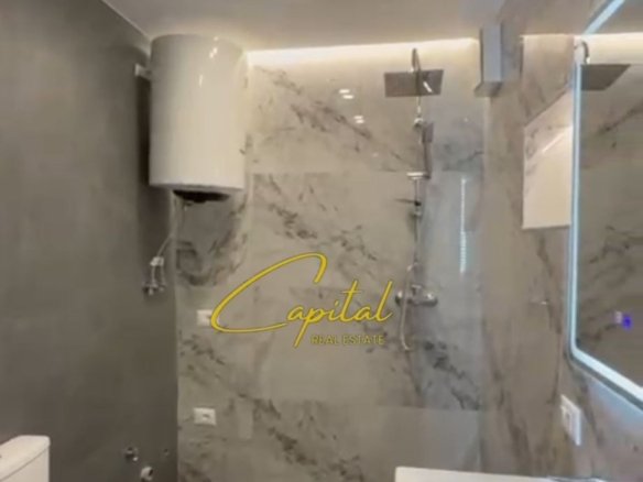 AMBIENT BIZNESI ME QERA 45 M2 RRUGA E ELBASANIT 650 EURO