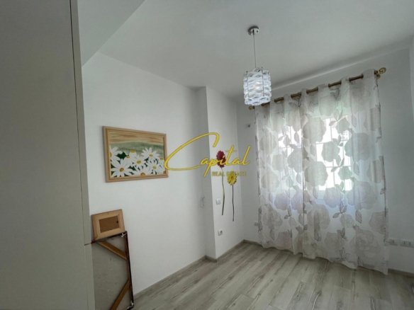 SHITET APARTAMENT 1+1 OXHAKU 9.900.000 LEKE