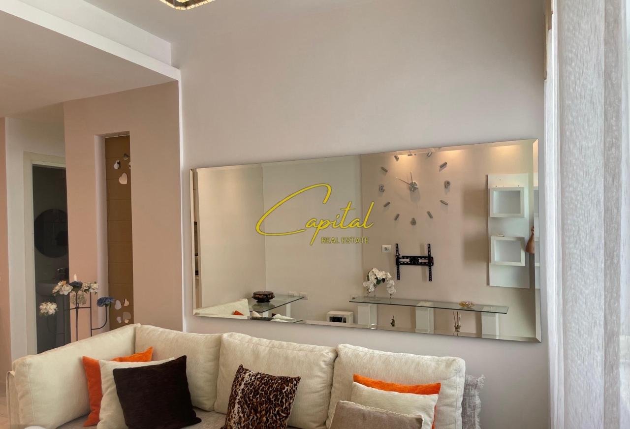 SHITET APARTAMENT 1+1 OXHAKU 9.900.000 LEKE