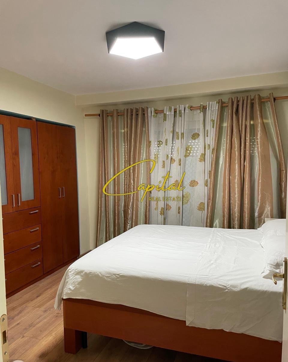 WhatsApp Image 2025-09-24 at 3.56.27 PM (5) APARTAMENT ME QERA 1+1 QENDER 62.000 LEKE