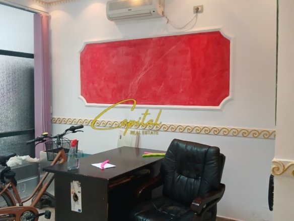 AMBIENT BIZNESI ME QERA 40 M2 21 DHJETORI 450 EURO