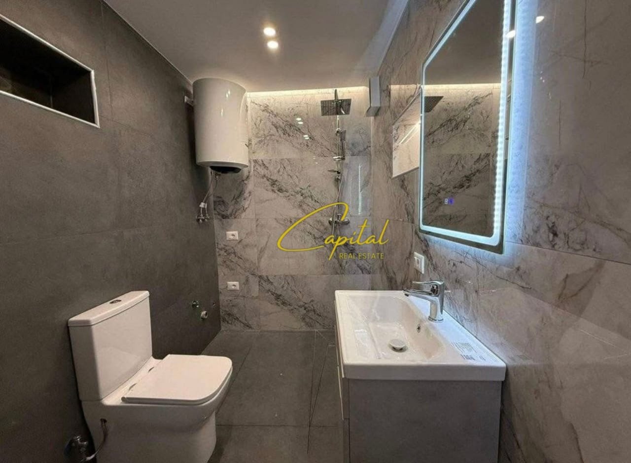 AMBIENT BIZNESI ME QERA 45 M2 RRUGA E ELBASANIT 650 EURO