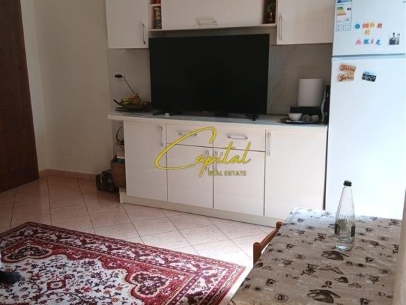 APARTAMENT ME QERA 2+1 5 MAJI 50.000 LEKE