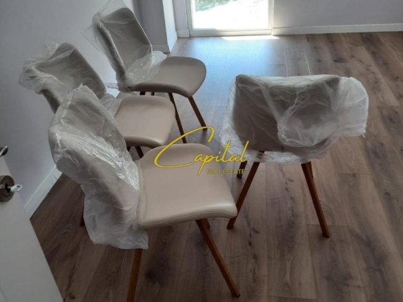 ZYRE ME QERA 90 M2 ISH STACIONI TRENIT 55.000 LEKE