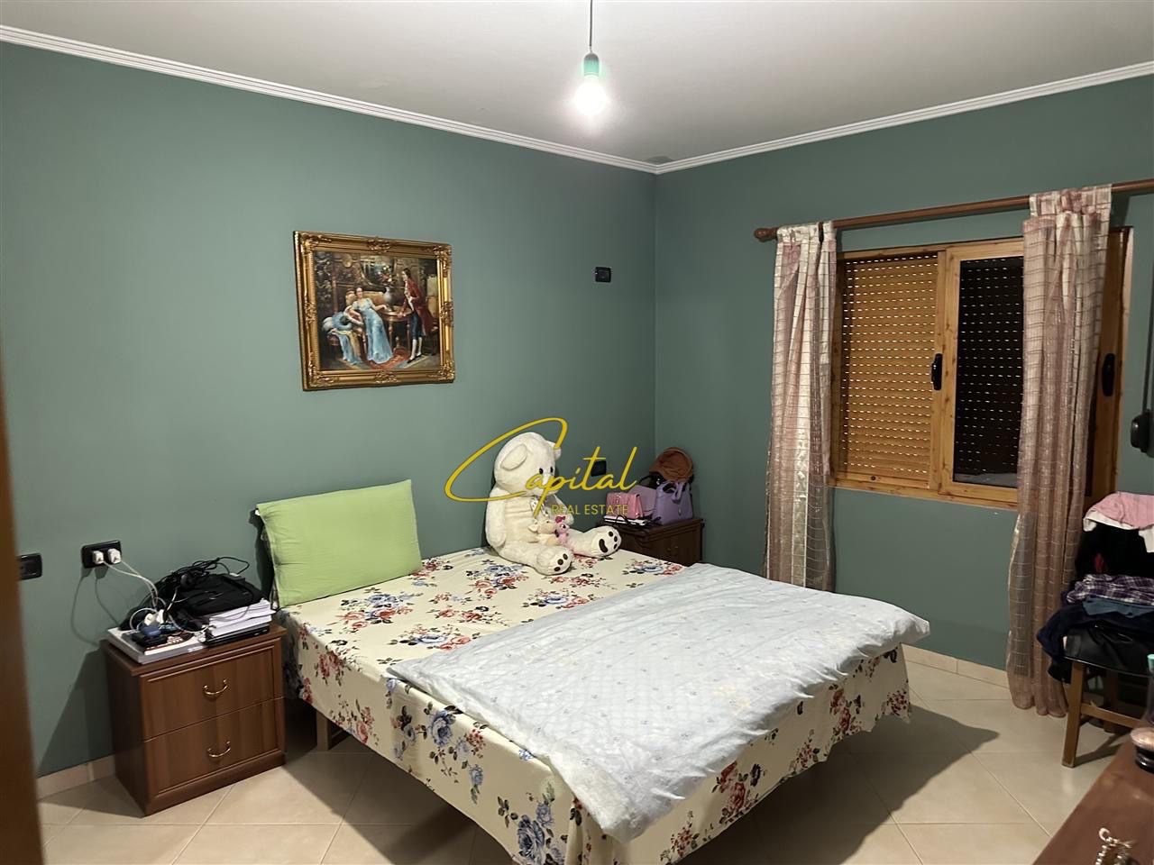 APARTAMENT ME QERA 2+1+2 QYTET STUDENTI 60.000 LEKE