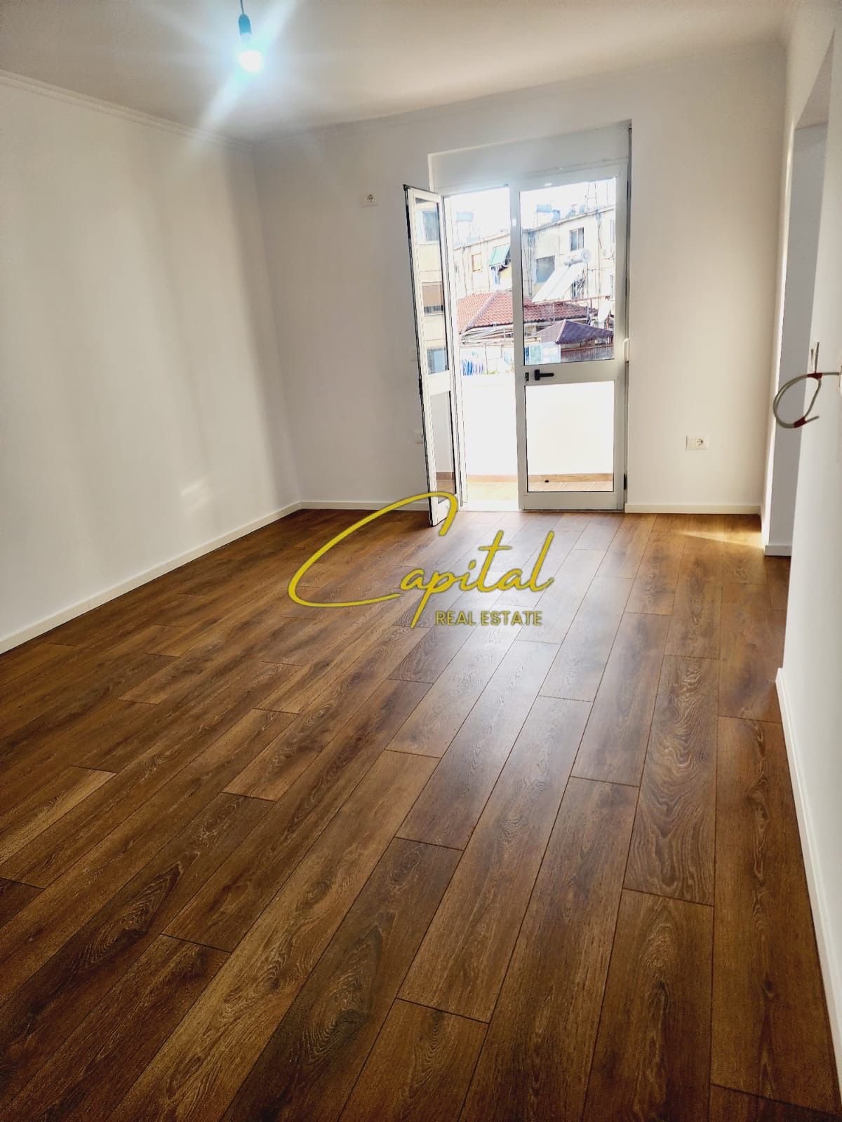 SHITET APARTAMENT 2+1 ALI DEMI 155.000 EURO