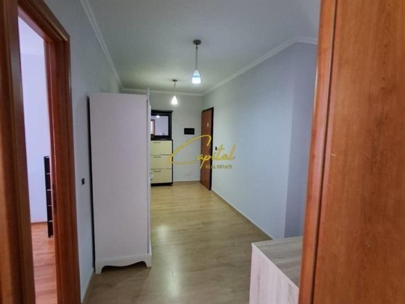 APARTAMENT ME QERA 1+1 ISH BLLOKU 900 EURO