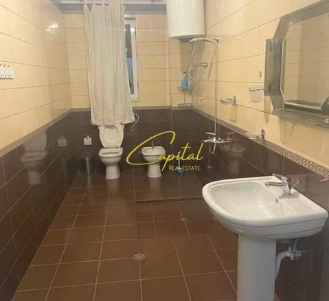 APARTAMENT ME QERA 2+1 BERZHITE 40.000 LEKE