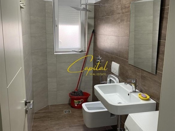 APARTAMENT ME QERA 2+1 PORCELAN 550 EURO