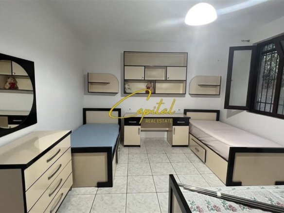 APARTAMENT ME QERA 2+1 KOMBINAT 50.000 LEKE