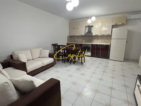 APARTAMENT ME QERA 2+1 KOMBINAT 50.000 LEKE