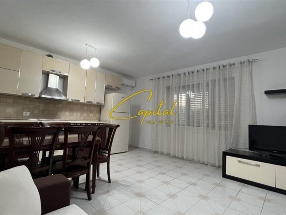 APARTAMENT ME QERA 2+1 KOMBINAT 50.000 LEKE