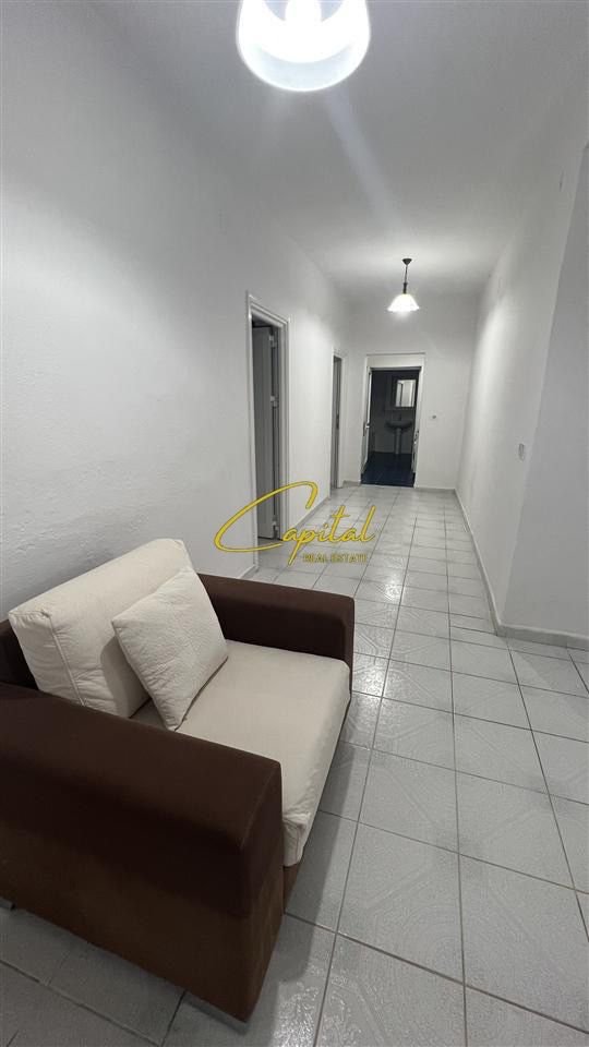 APARTAMENT ME QERA 2+1 KOMBINAT 50.000 LEKE