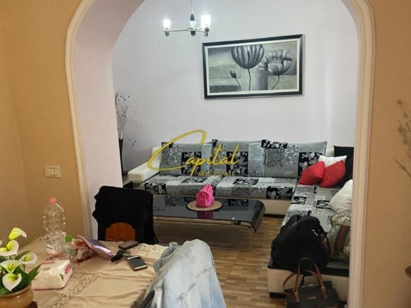 APARTAMENT ME QERA 1+1 ISH BLLOKU 600 EURO