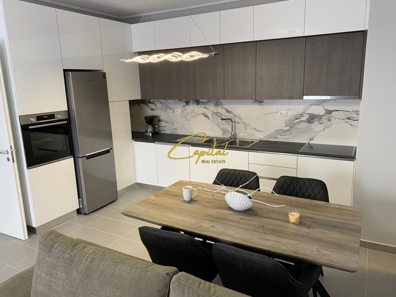 APARTAMENT ME QERA 2+1 LIQENI I THATE 60.000 LEKE