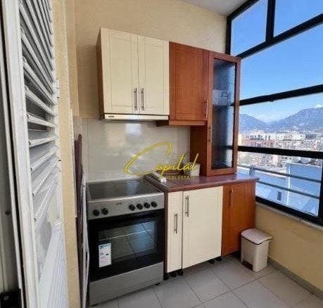 APARTAMENT ME QERA 1+1 QENDER 970 EURO