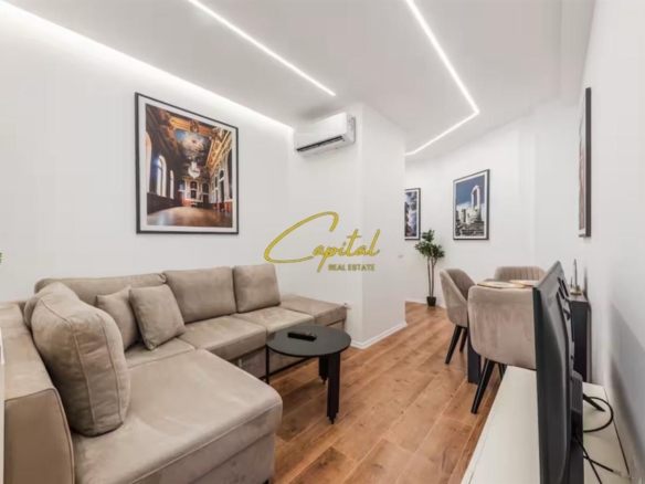 APARTAMENT ME QERA 1+1 MYSLYM SHYRI 700 EURO