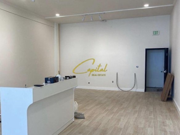 AMBIENT BIZNESI ME QERA 70 M2 MYSLYM SHYRI 700 EURO