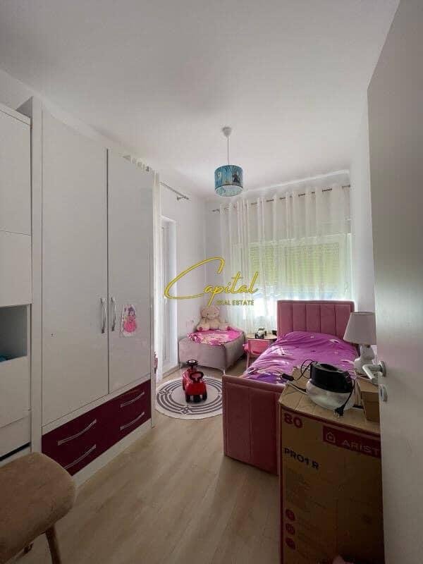 WhatsApp Image 2025-10-02 at 3.08.20 PM APARTAMENT ME QERA 2+1 ALI DEMI 50.000 LEKE