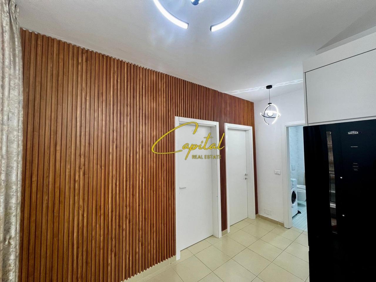 APARTAMENT ME QERA 2+1 BULEVARDI I RI 650 EURO