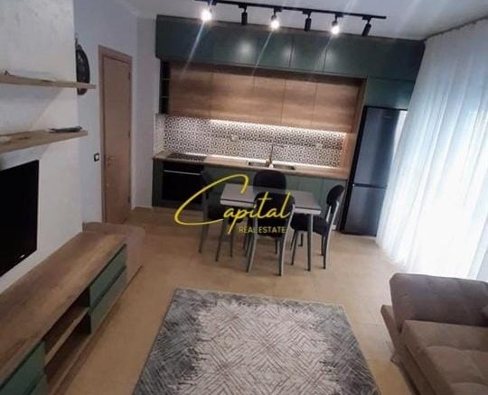 APARTAMENT ME QERA 1+1 5 MAJI 50.000 LEKE